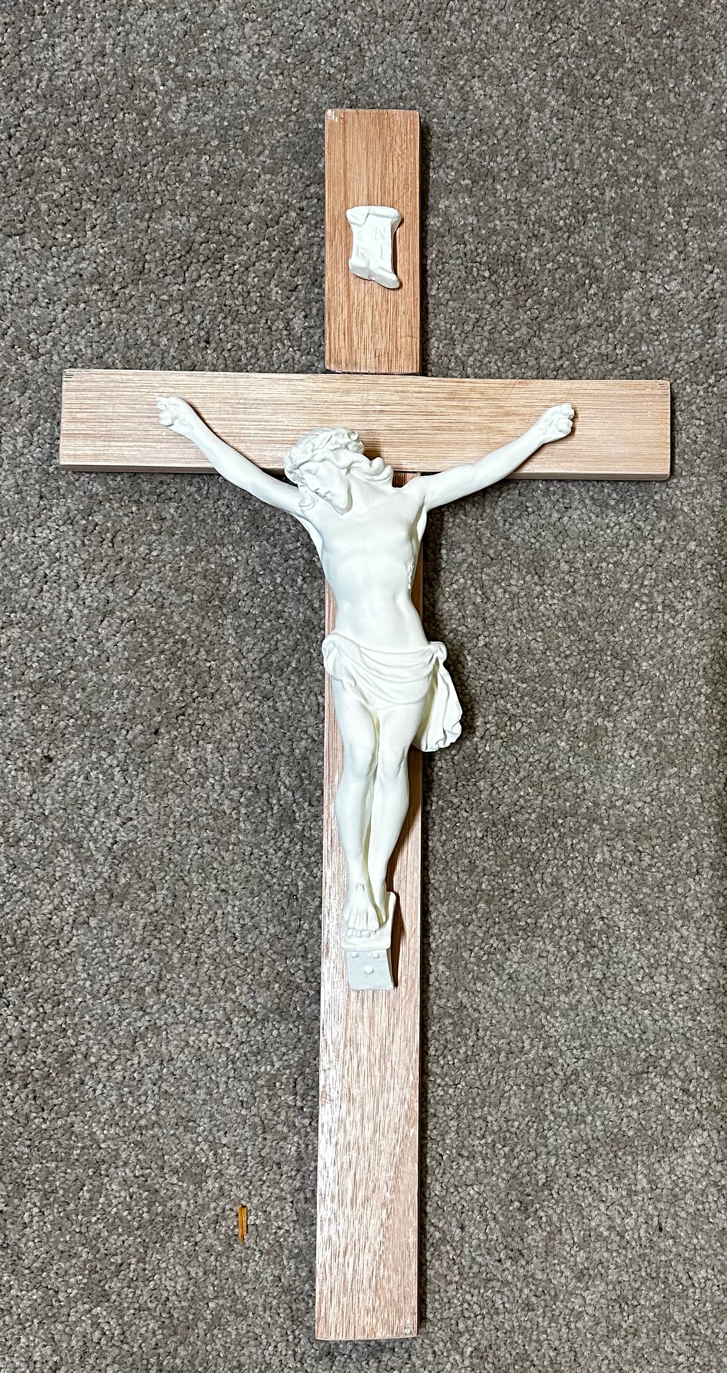 Small Crucifix 25cm x 45cm